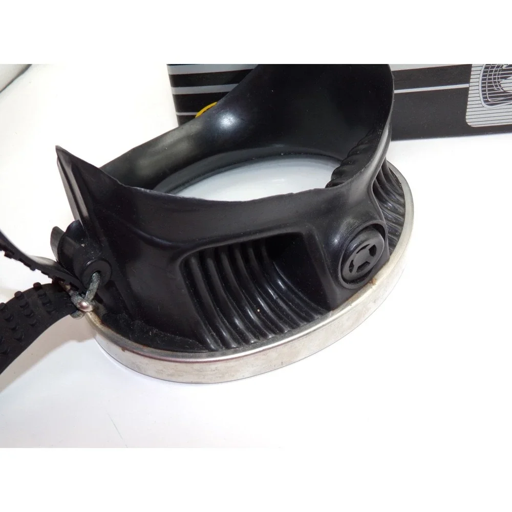 USED VINTAGE Decor scuba diving swimming glass mask
